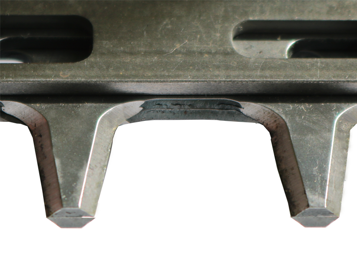 2 edged Japanese cutter blades